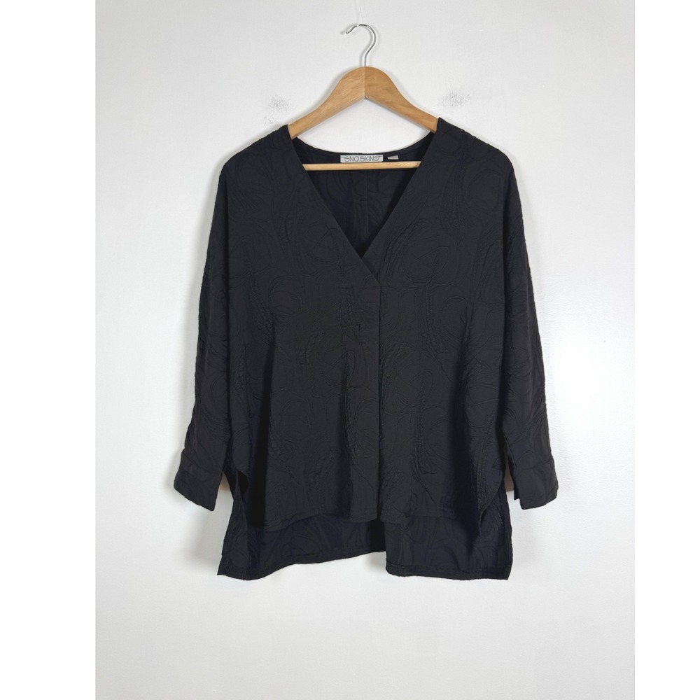 Lagenlook Snoskins Womens S Blouse Black Textured Jacquard Swirl V-Neck Tunic